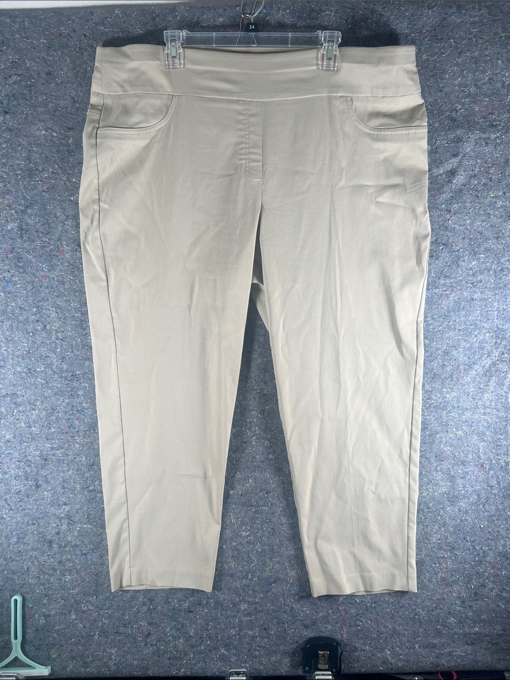 Women's Stretch Flat-Front Pants in Light Beige